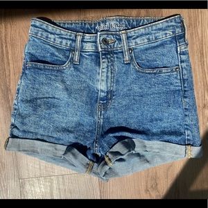 High-waisted Wild Fable jean shorts in size 4